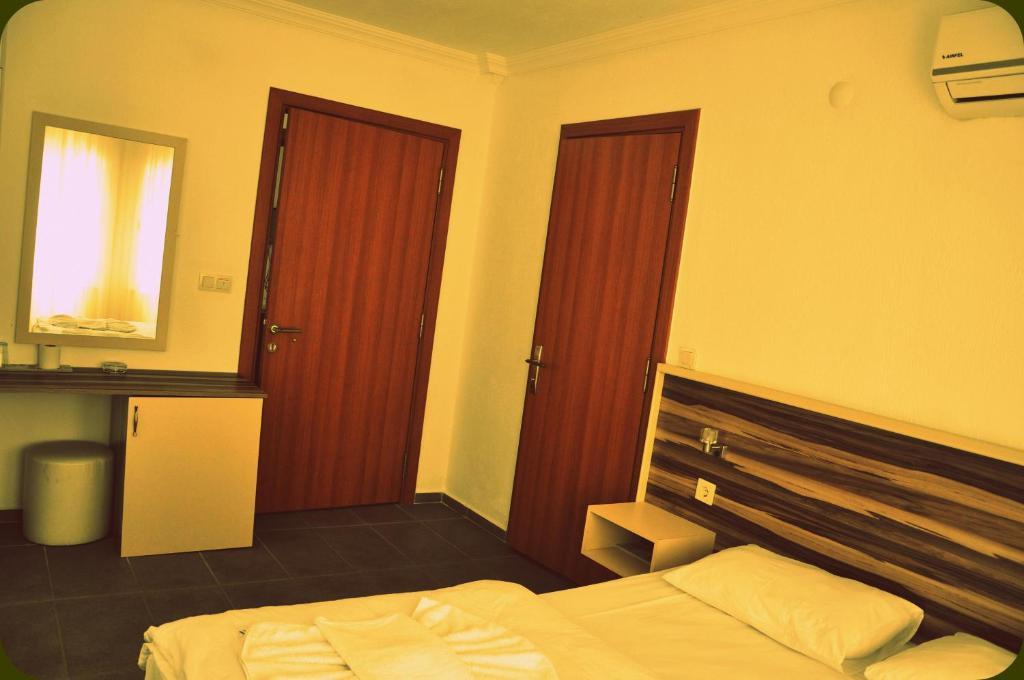 Hotel Caretta Akyaka  Szoba fotó